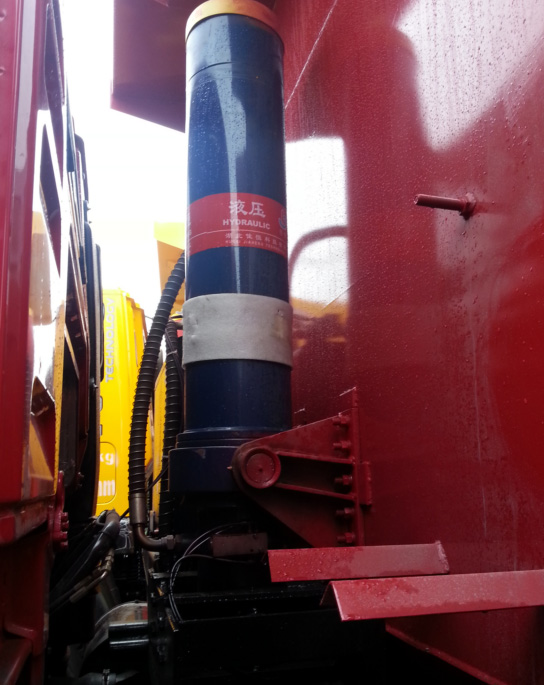 &ldquo;�Ѻ�&rdquo;���͸��ڼtɫ܇�����r�������{(l��n)ɫ����Խ�l(f��)�W��ҫ��